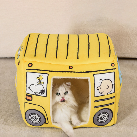 Snoopy Print Pet House