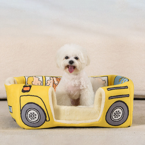 Snoopy Print Pet House