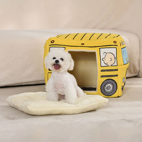 Snoopy Print Pet House